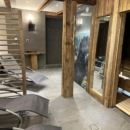 아파트 Cozy With Sauna Near Ski Lifts - What'app - 0034-635-520-036 - For Reservations!! *