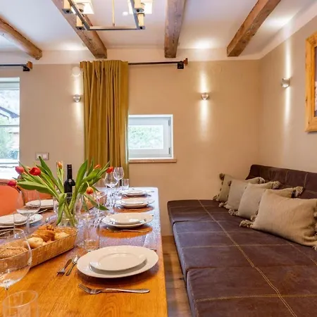 Cozy With Sauna Near Ski Lifts - What'app - 0034-635-520-036 - For Reservations!! * 비버위어