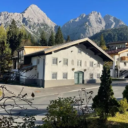 Cozy With Sauna Near Ski Lifts - What'app - 0034-635-520-036 - For Reservations!! *